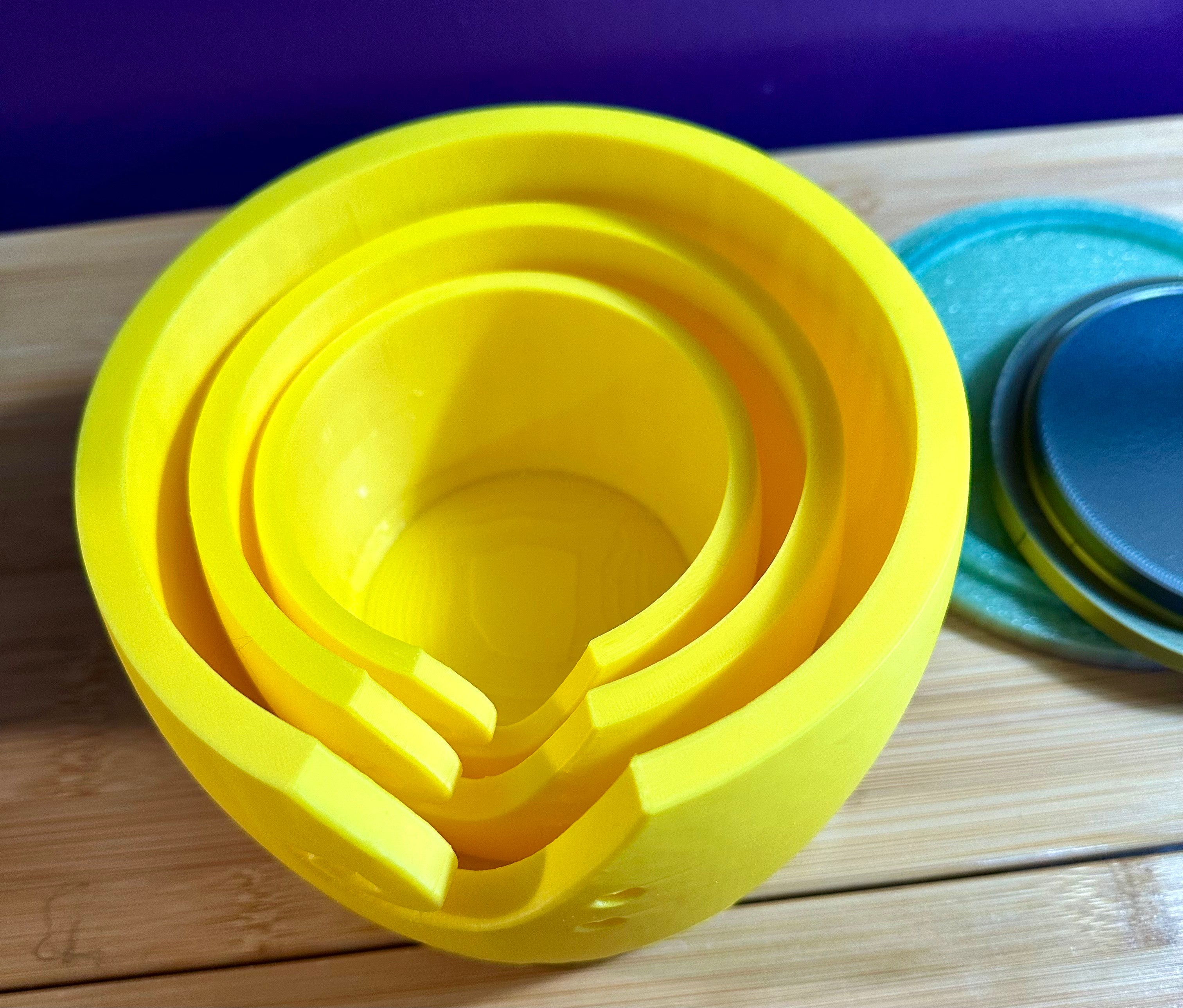 Set of 3 Nesting Yarn Bowls plus a Single Yarn Holder